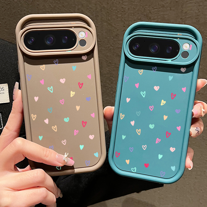 Kolorowe, miękkie etui z motyw – Google Pixel 8A recenzja i cena